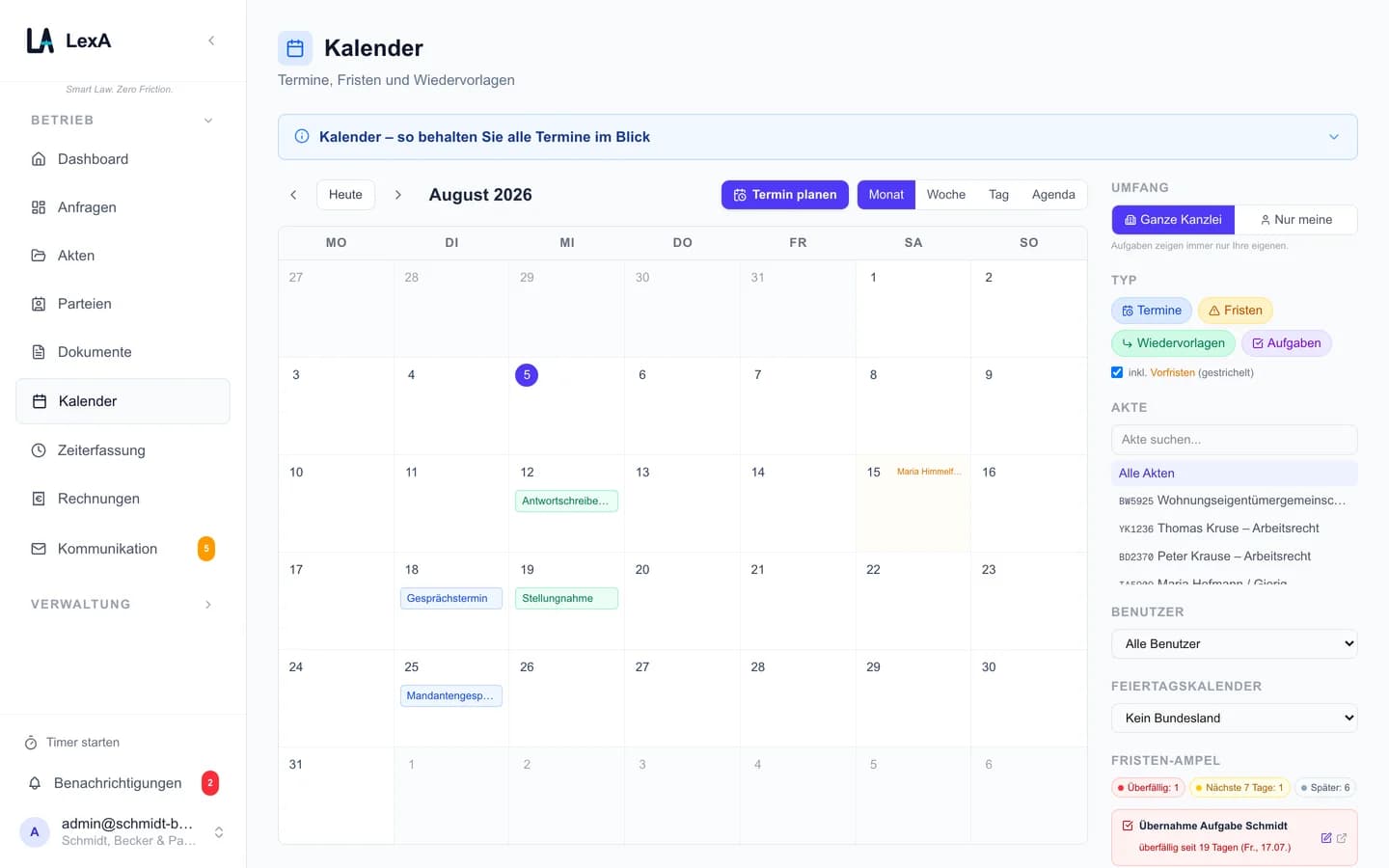 Monatskalender mit Fristen und Terminen